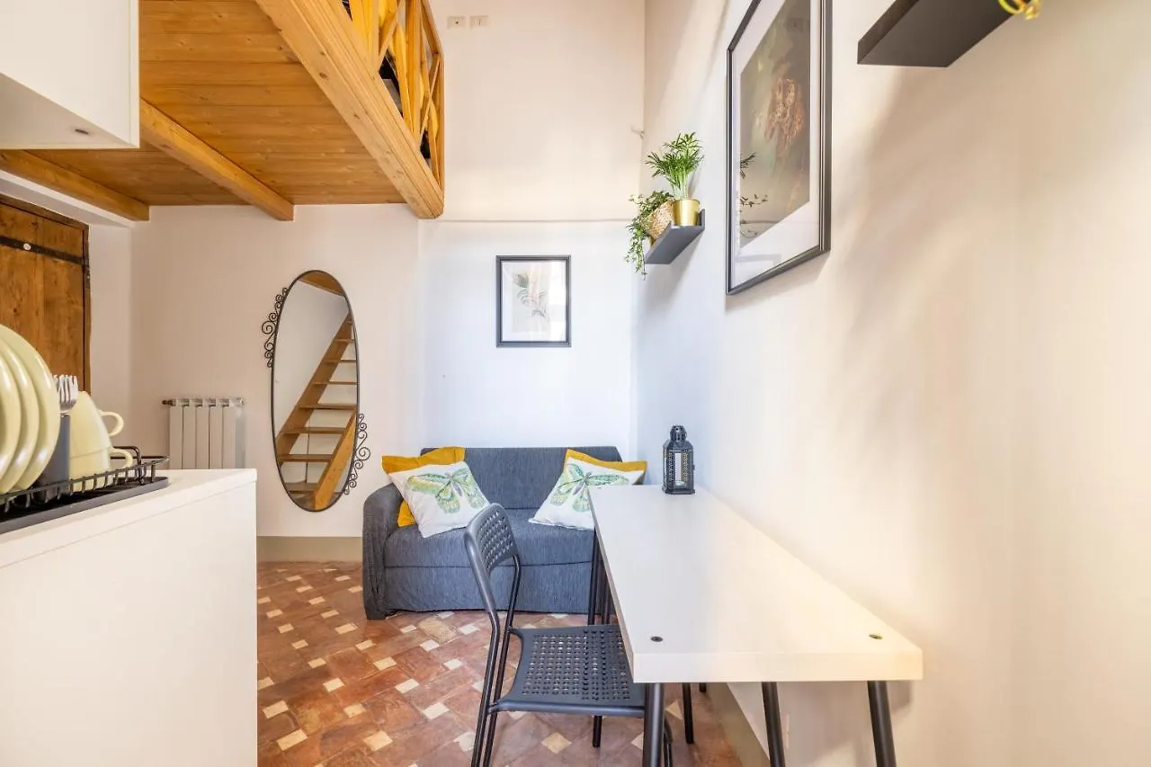 Little Sweet Trastevere Apartment Rome